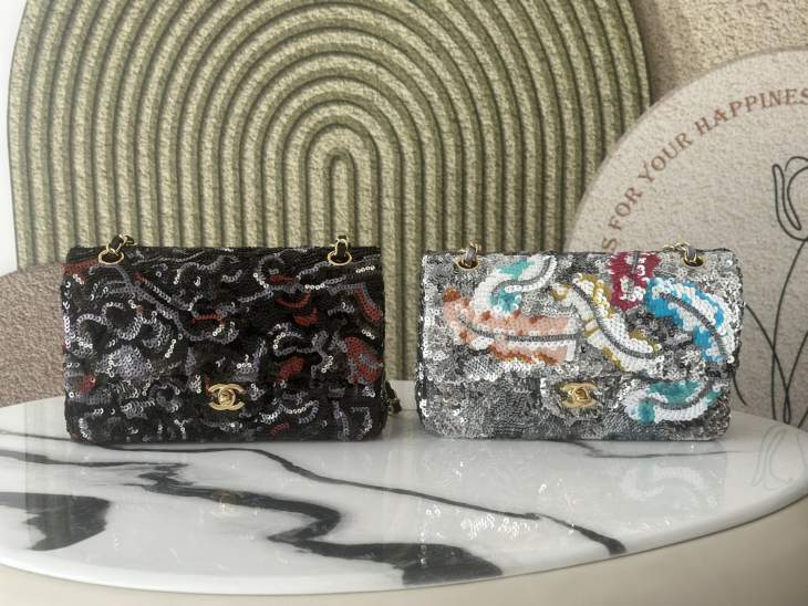Picture of Chanel Handbags 2 _SKUfw239846077fw